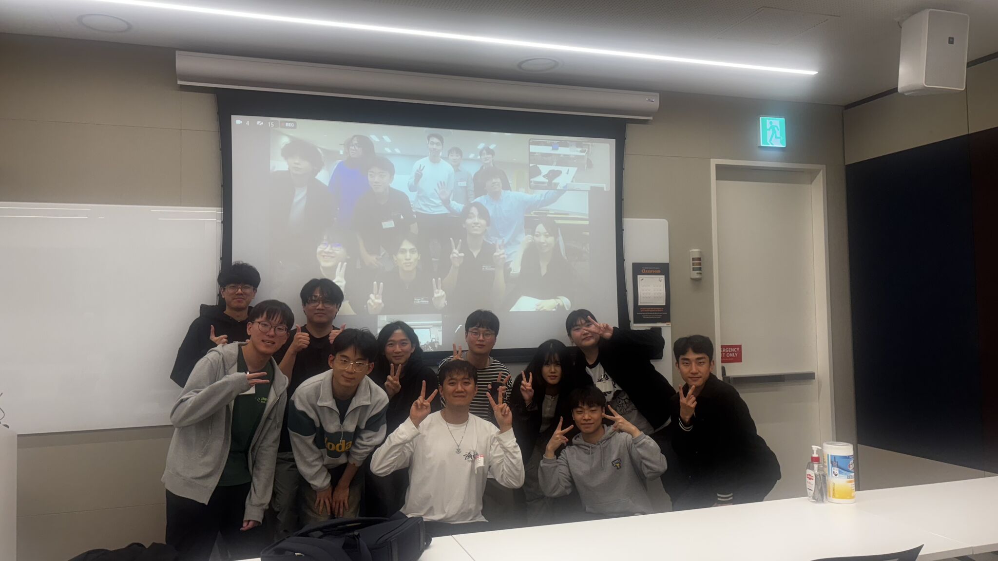AUSG X JAWS